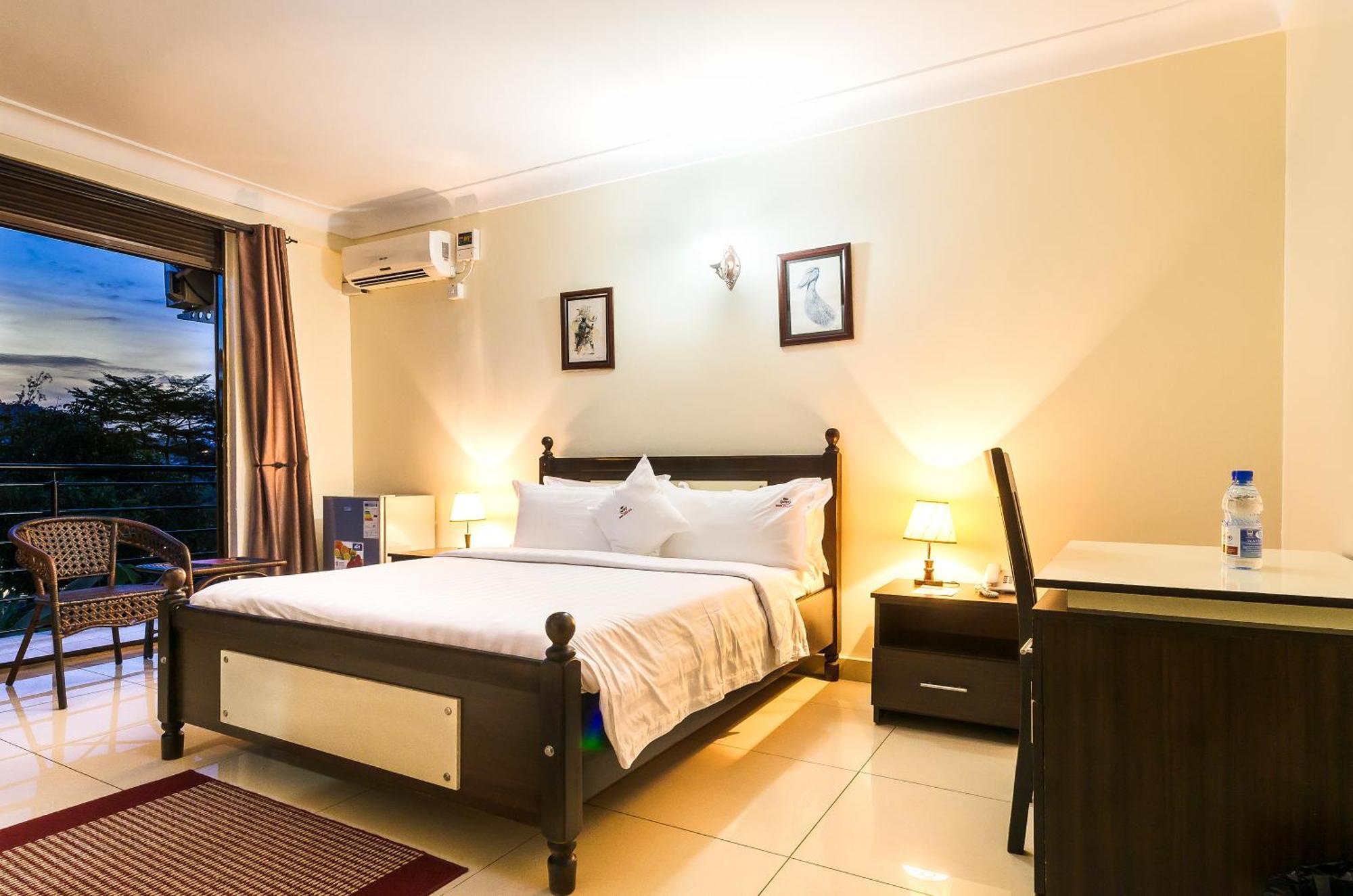 Marie'S Royale Hotel Kampala Kültér fotó