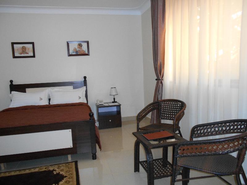 Marie'S Royale Hotel Kampala Kültér fotó
