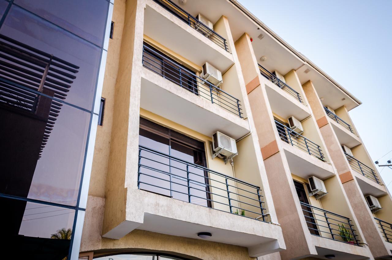 Marie'S Royale Hotel Kampala Kültér fotó