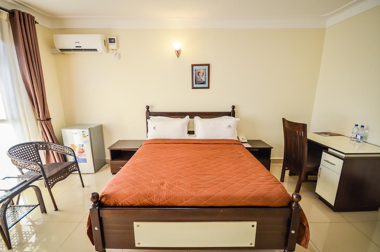 Marie'S Royale Hotel Kampala Kültér fotó