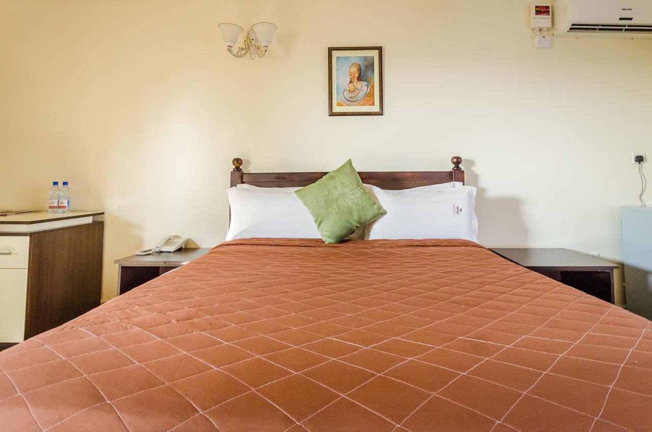 Marie'S Royale Hotel Kampala Kültér fotó