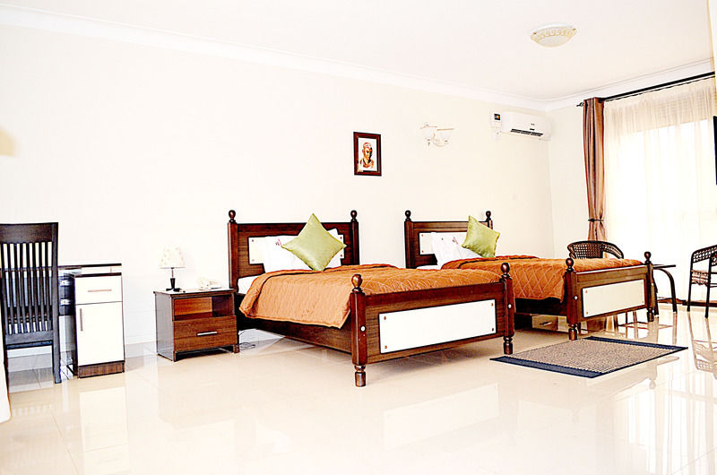 Marie'S Royale Hotel Kampala Kültér fotó