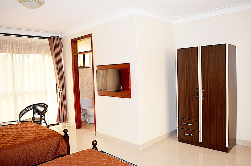 Marie'S Royale Hotel Kampala Kültér fotó