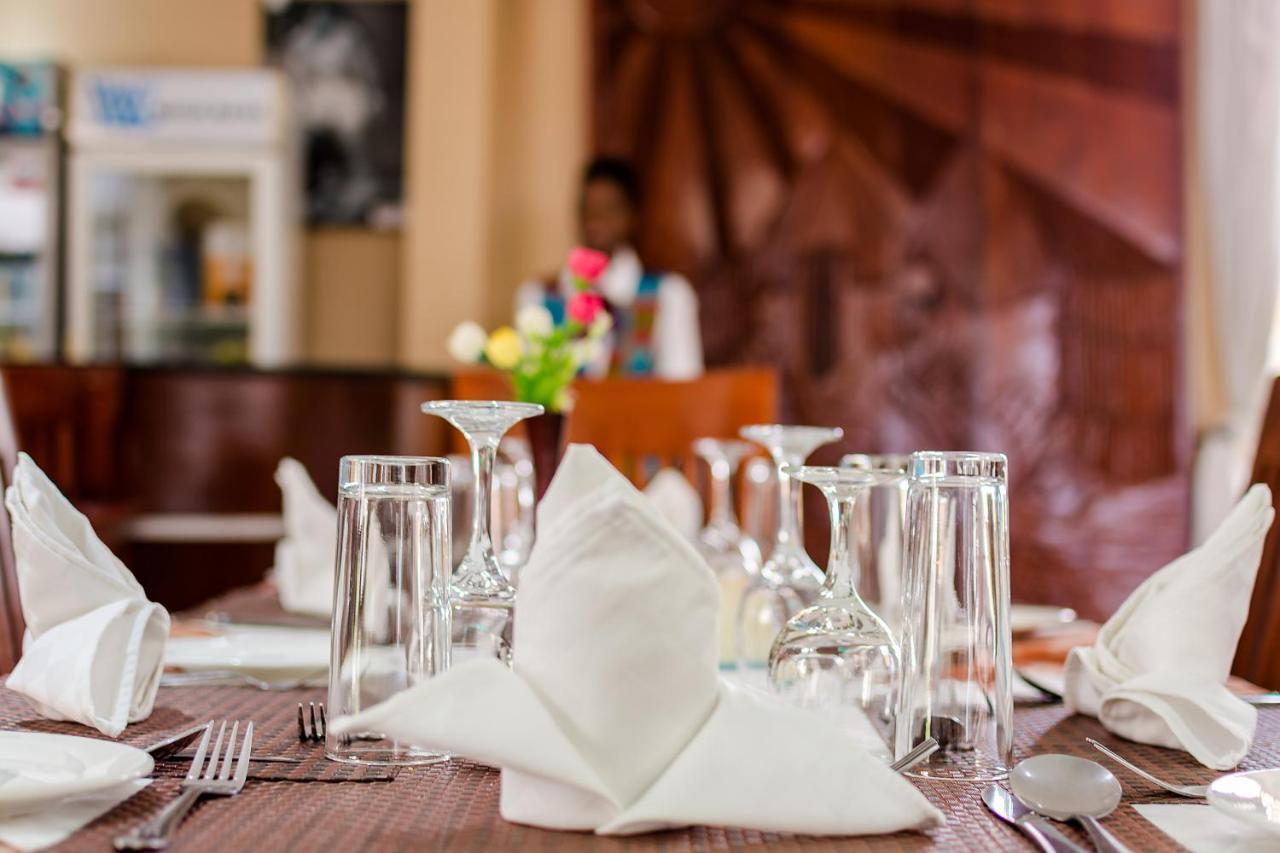 Marie'S Royale Hotel Kampala Kültér fotó