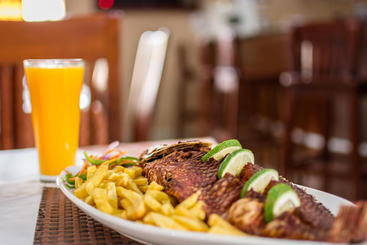 Marie'S Royale Hotel Kampala Kültér fotó